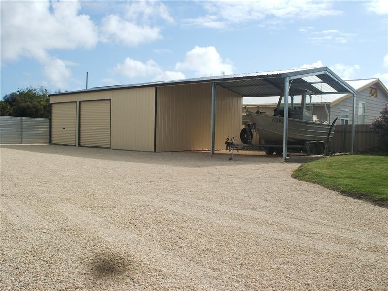 7 Flinders Ave, Coffin Bay SA 5607