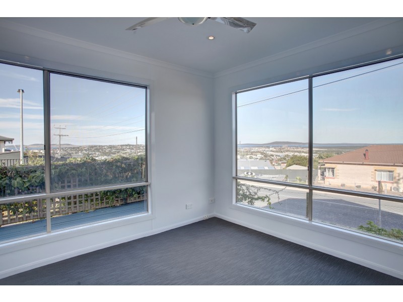 60 Sleaford Terrace, Port Lincoln SA 5606