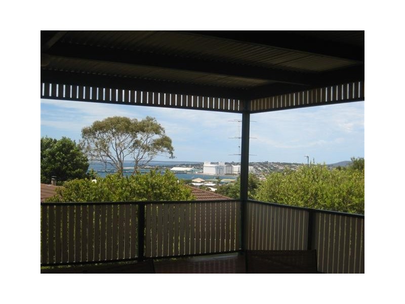 1A  Hillside Grove, Port Lincoln SA 5606