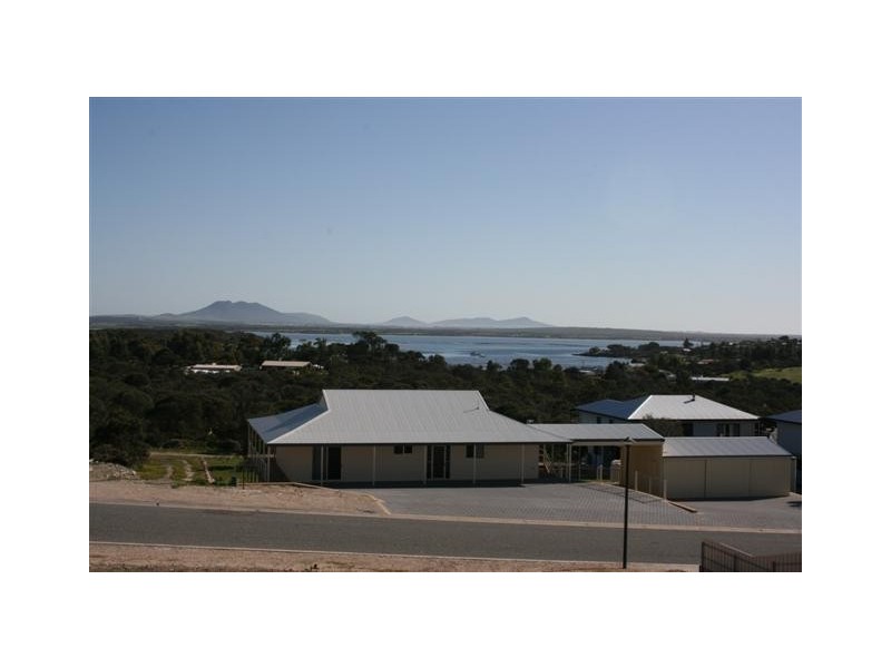 7 Sarah Court, Coffin Bay SA 5607