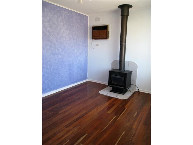 17 Tonkin Street, Ceduna SA 5690