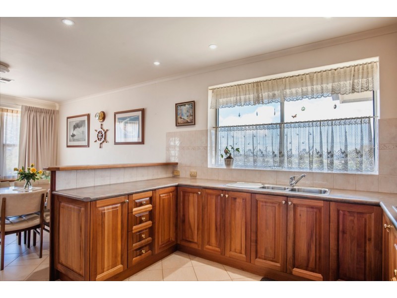 86 Matthew Place, Port Lincoln SA 5606