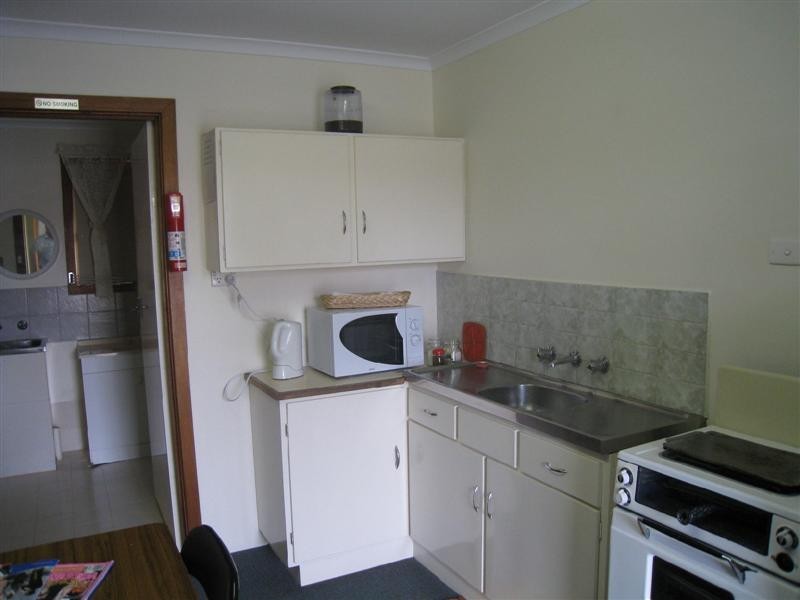 1 Gill Street, Port Neill SA 5604