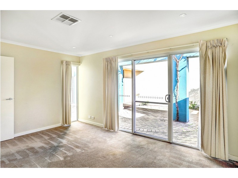 6 Sandy Point Drive, Port Lincoln SA 5606