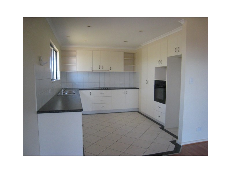 16 White Street, Port Lincoln SA 5606