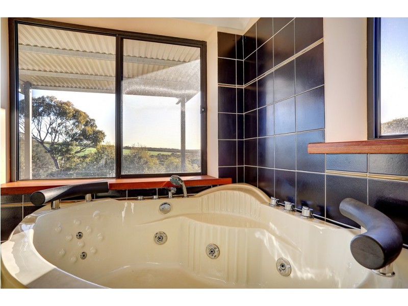 58 Pope Drive, Charlton Gully SA 5607