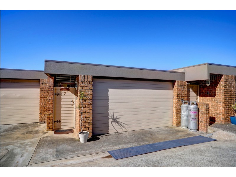 7/11 Tennyson Terrace, Port Lincoln SA 5606