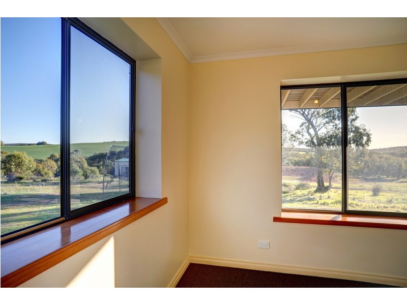 58 Pope Drive, Charlton Gully SA 5607