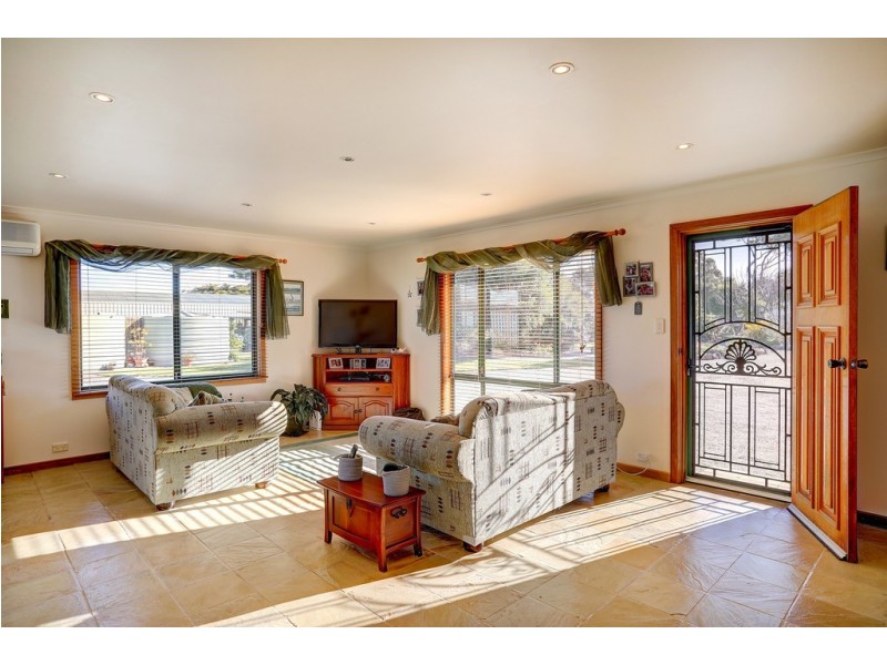 1102-1104 Lincoln Highway, North Shields SA 5607