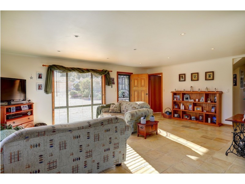 1102-1104 Lincoln Highway, North Shields SA 5607