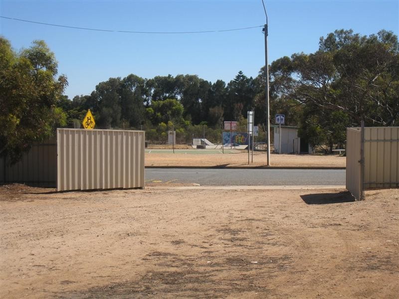 19 Wallis Street, Port Neill SA 5604