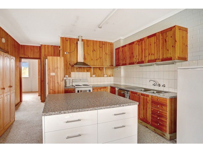 375 Western Approach Road, Port Lincoln SA 5606