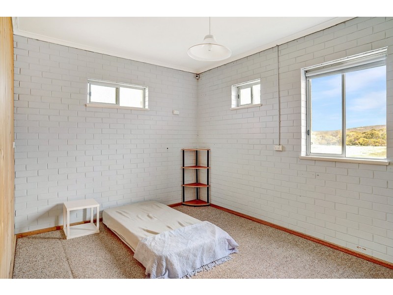 375 Western Approach Road, Port Lincoln SA 5606