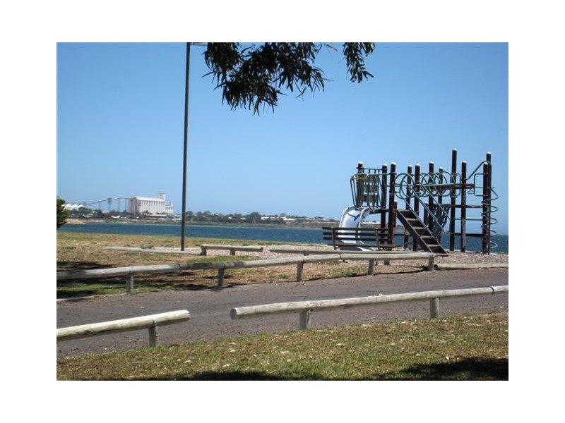 2 Frayne Terrace, Ceduna SA 5690