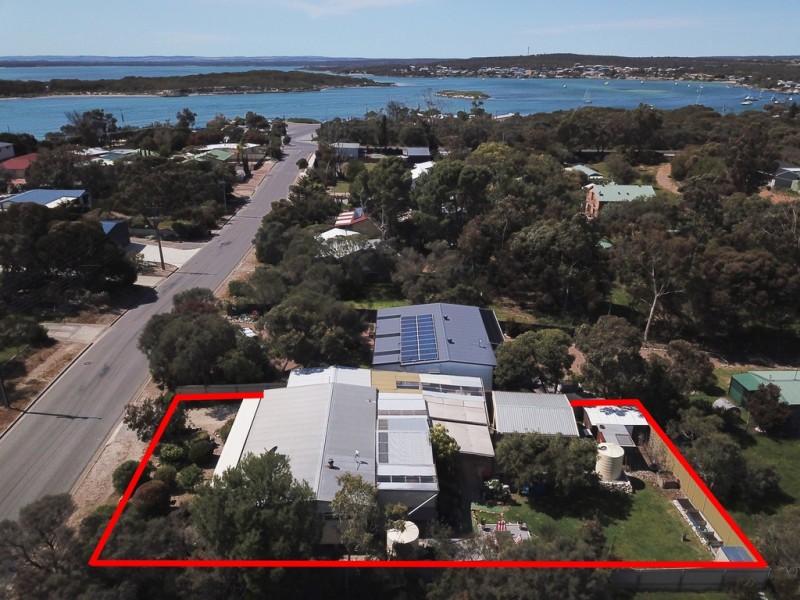 13 Greenly Avenue, Coffin Bay SA 5607