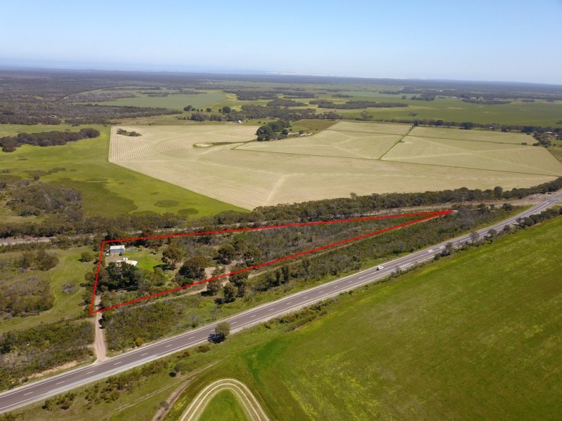 1313 Flinders Highway, Coomunga SA 5607