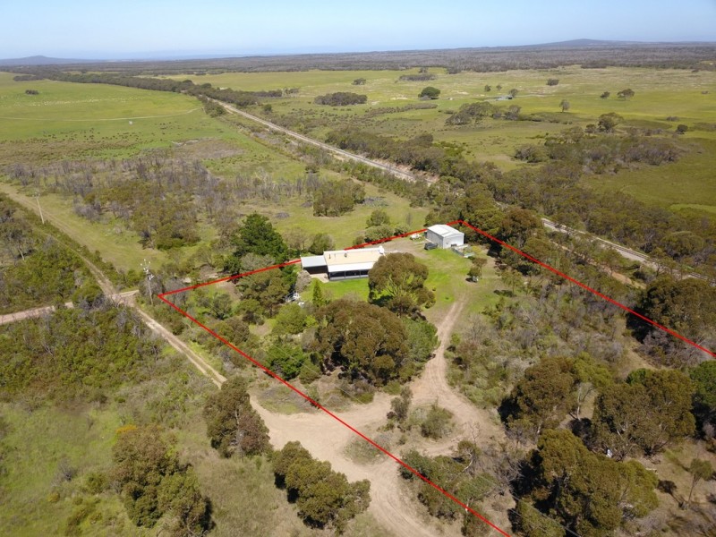 1313 Flinders Highway, Coomunga SA 5607