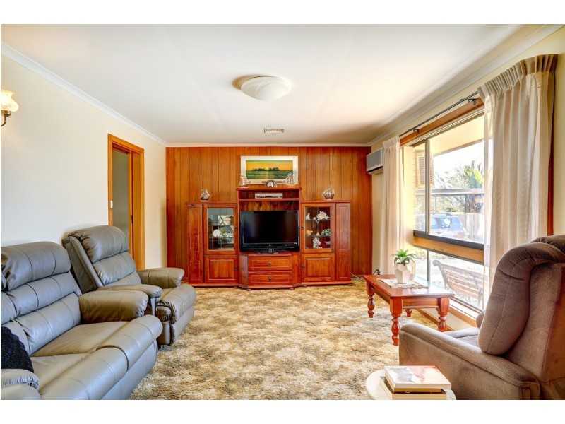 21 Central Street, Louth Bay SA 5607