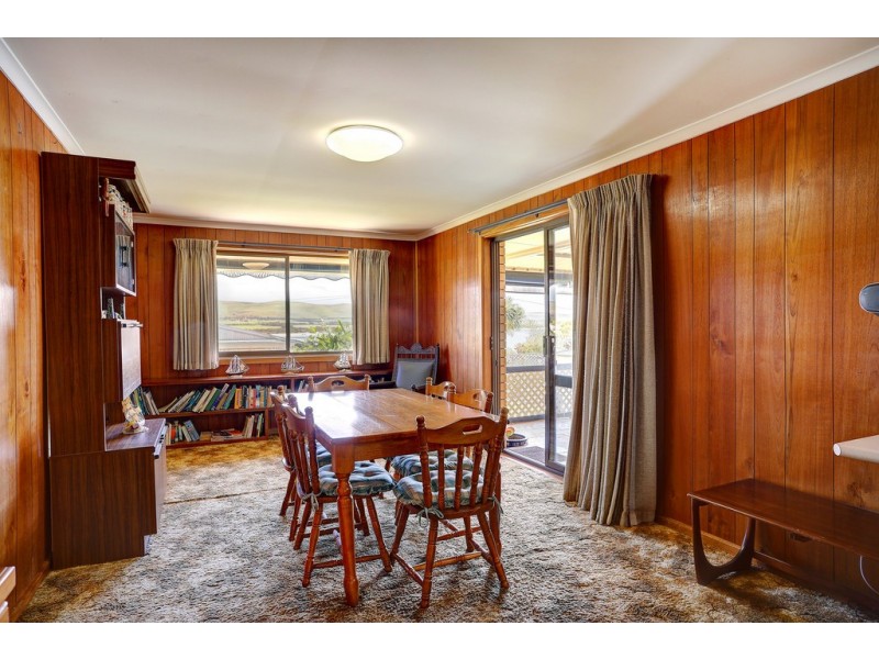21 Central Street, Louth Bay SA 5607