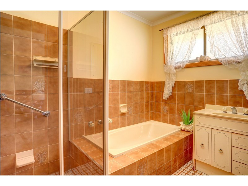 21 Central Street, Louth Bay SA 5607
