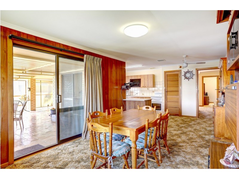 21 Central Street, Louth Bay SA 5607