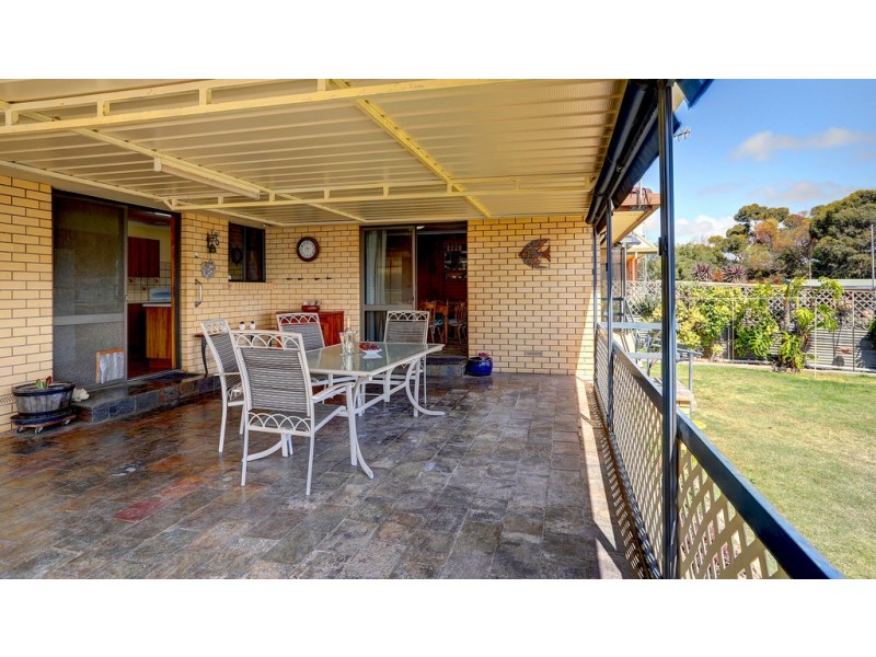 21 Central Street, Louth Bay SA 5607