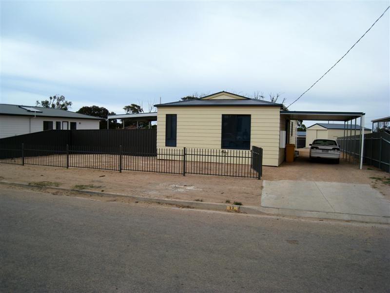 4 Talbot Grove, Ceduna SA 5690