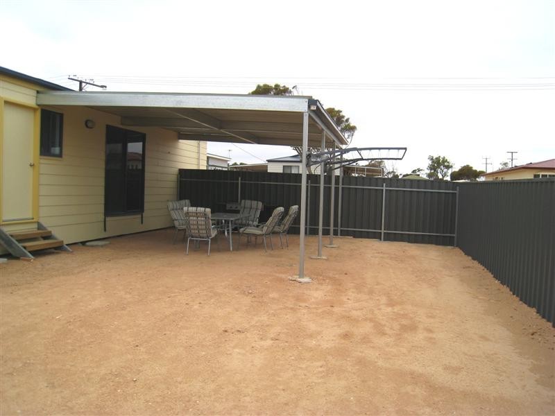 4 Talbot Grove, Ceduna SA 5690