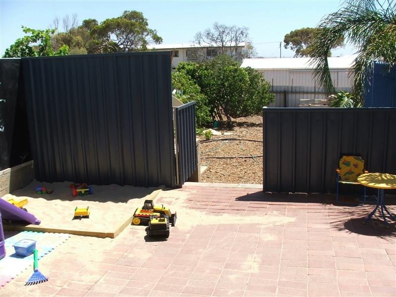 4 Hambidge Street, Thevenard, Ceduna SA 5690