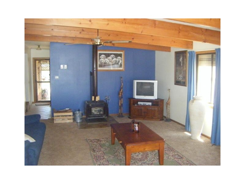 21 Lambeff Street, Ceduna SA 5690