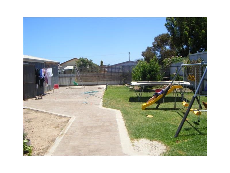 21 Lambeff Street, Ceduna SA 5690