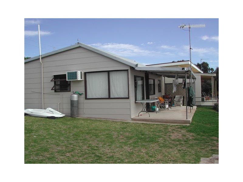 485 Dolphin Drive, Mount Dutton Bay SA 5607