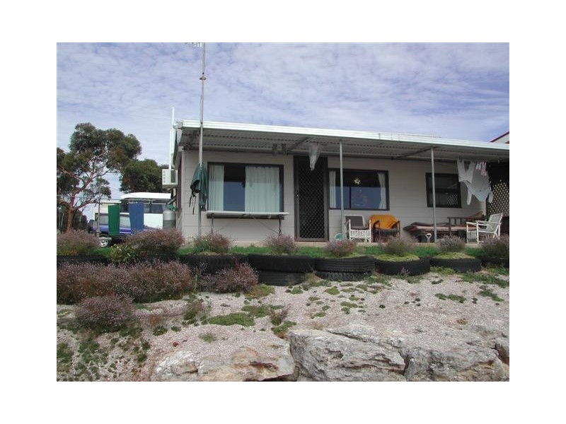 485 Dolphin Drive, Mount Dutton Bay SA 5607