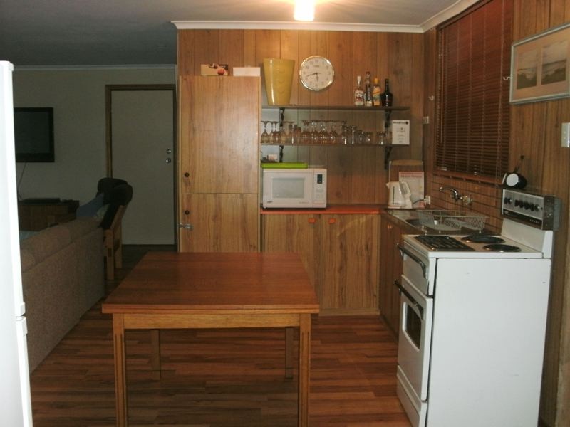 15 Mottled Cove Road, Port Neill SA 5604