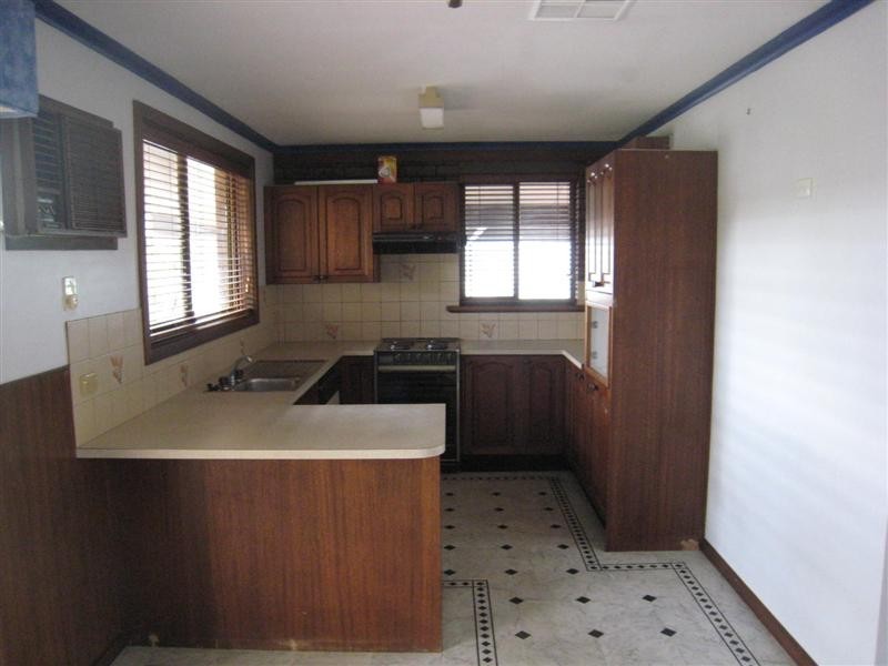 16 Flinders Avenue, Port Lincoln SA 5606