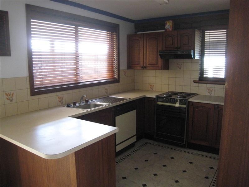 16 Flinders Avenue, Port Lincoln SA 5606