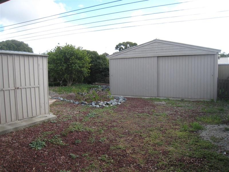 16 Flinders Avenue, Port Lincoln SA 5606