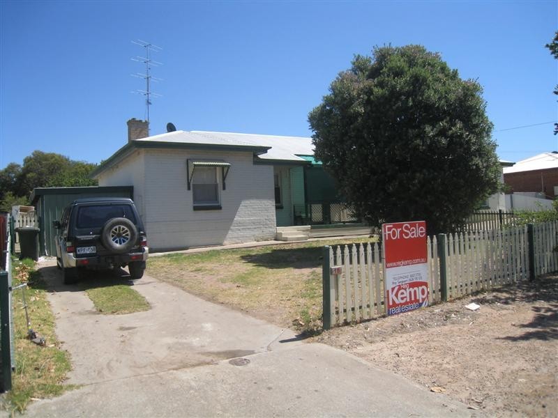18 Dickens Street, Port Lincoln SA 5606
