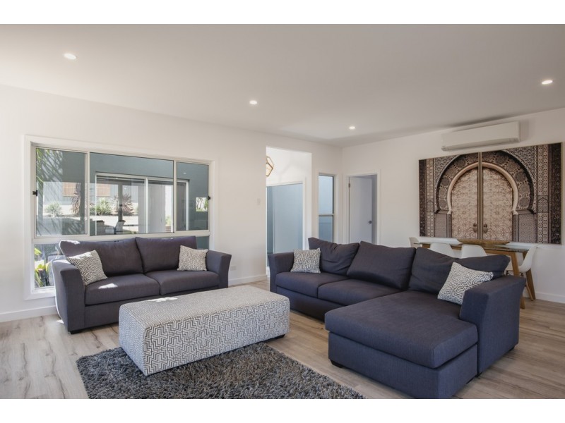 33 Flinders Ave, Coffin Bay SA 5607