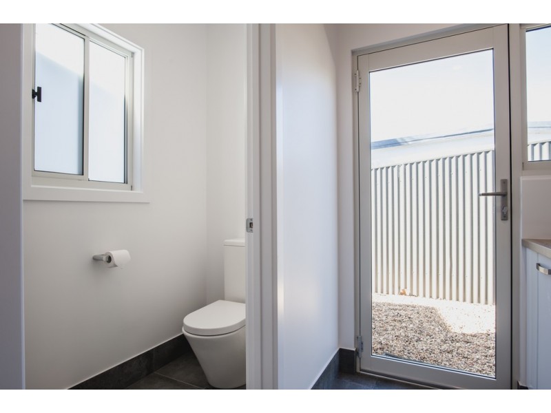 33 Flinders Ave, Coffin Bay SA 5607