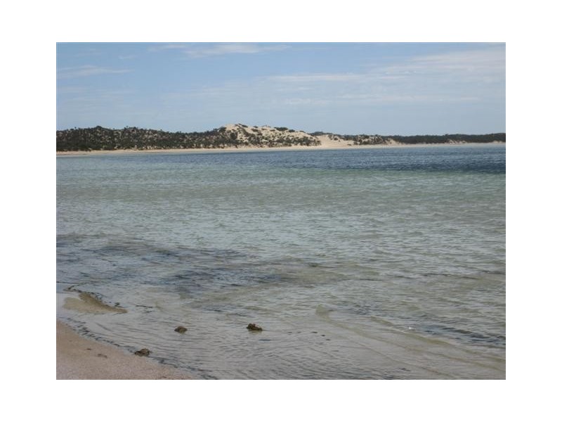 30 Douglas Street, Coffin Bay SA 5607