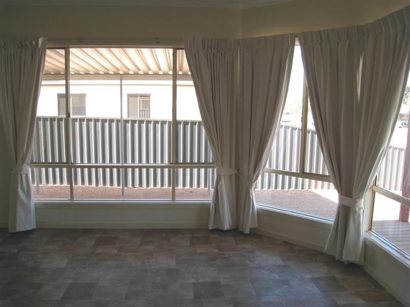 11 Talbot Grove, Ceduna SA 5690