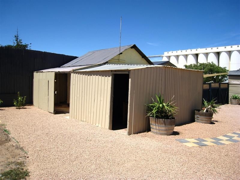 10 Kent Street, THEVENARD -, Ceduna SA 5690