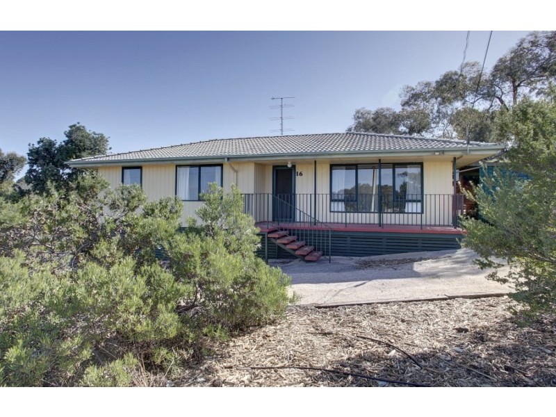 16 Mourilya Street, Port Lincoln SA 5606