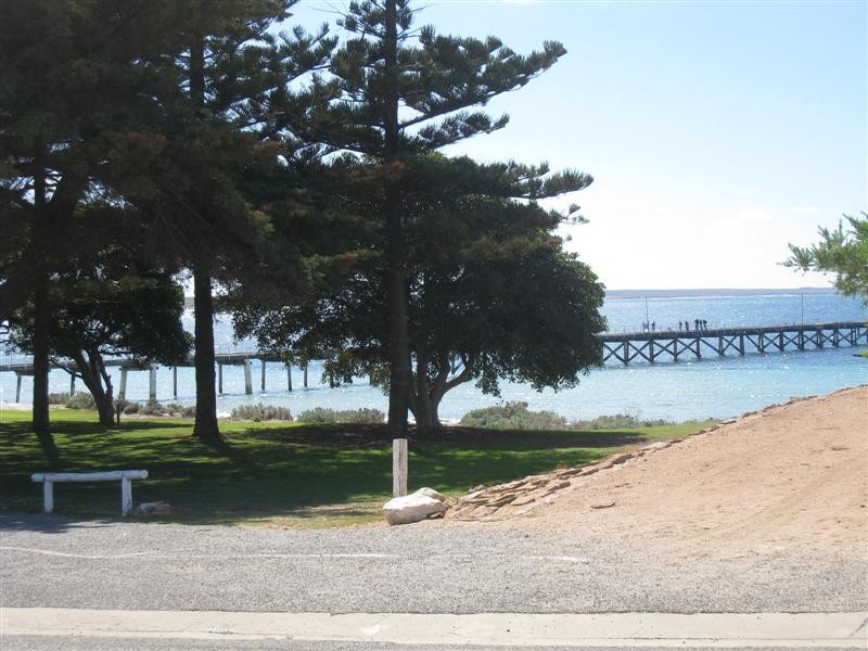 11 Peake Terrace, Port Neill SA 5604
