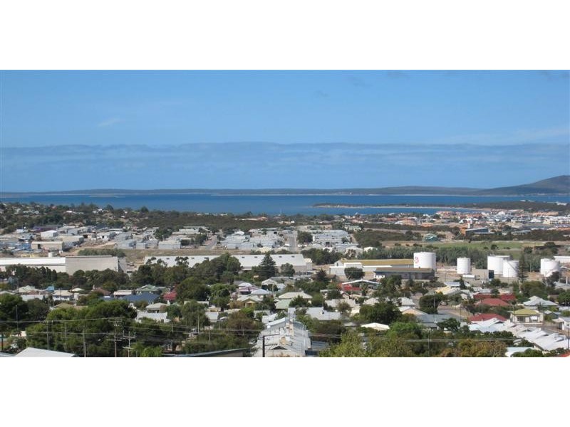 8 Rischbieth Court, Port Lincoln SA 5606