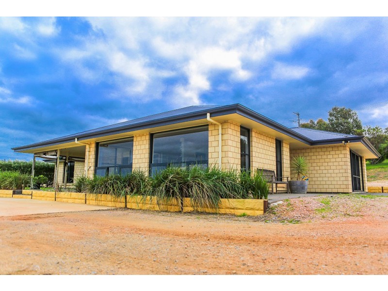 121-127 Tiatukia Drive, Tiatukia, Via, Port Lincoln SA 5606