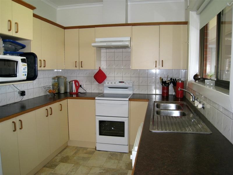 9 Lambeff Street, Ceduna SA 5690