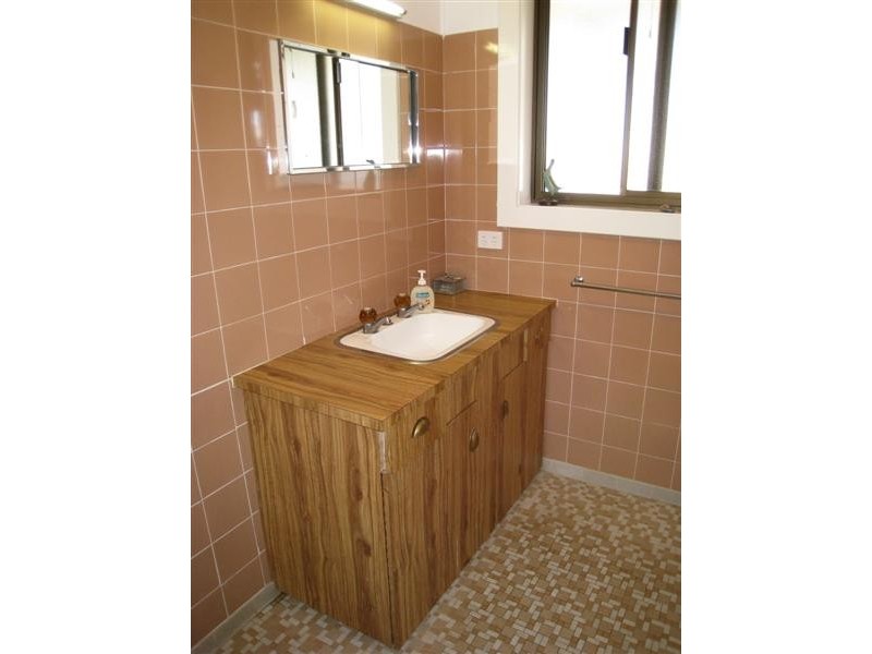 9 Lambeff Street, Ceduna SA 5690