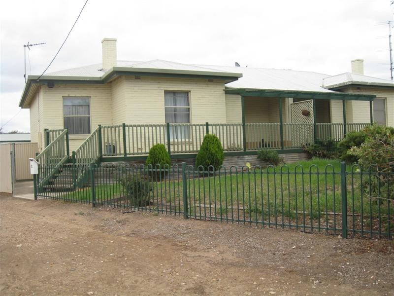 2 Leech Place, Port Lincoln SA 5606